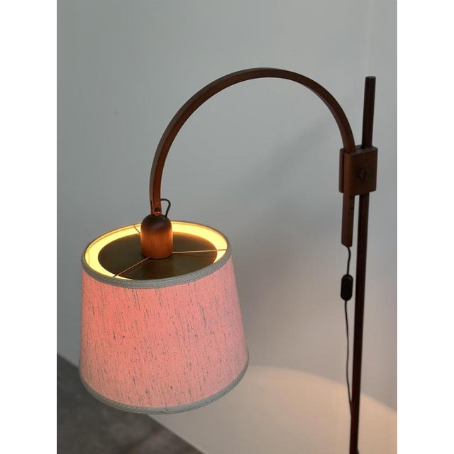 Overall height: 161 cm / 63.4 in Shade diameter: 31 cm / 12.2 in Shade height: 23 cm / 9.1 in Elegant Mid-Century Modern...