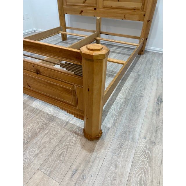1990s Attributed to Bernhardt Furniture Company Vintage King Size Bed For Sale In West Palm - Image 6 of 12