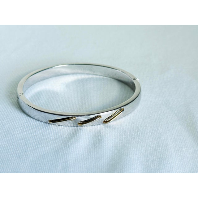 Vintage Italian 925 Sterling Silver Bypass Hinged Bangle Bracelet Italy Modern Sculptural Design For Sale - Image 4 of 14