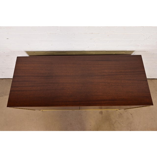1950s Paul McCobb Irwin Collection Mahogany and Brass Sideboard, Credenza, or Bar Cabinet, Newly Refinished For Sale - Image 13 of 16