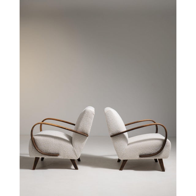 Wood 1930-1939 Czech Republic Warm Ivory Linen Pair Of Bentwood-Arm Lounge Chairs For Sale - Image 7 of 11
