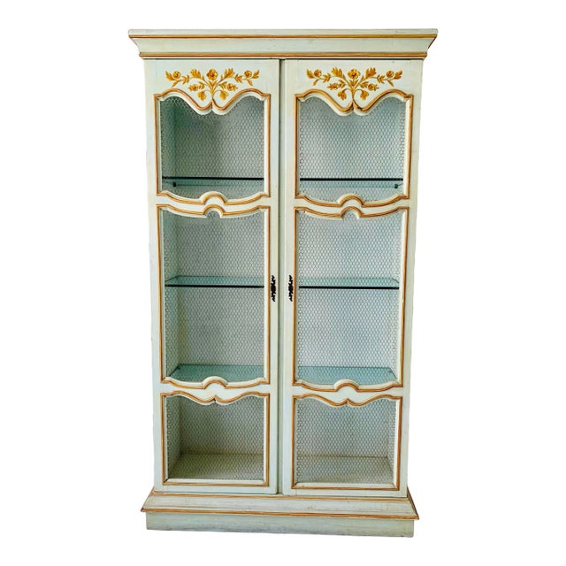 Vintage C. 1940s Italian Florentine Hand-Decorated Celadon China Cabinet With Gold Floral Detail & Chicken Wire Doors For Sale