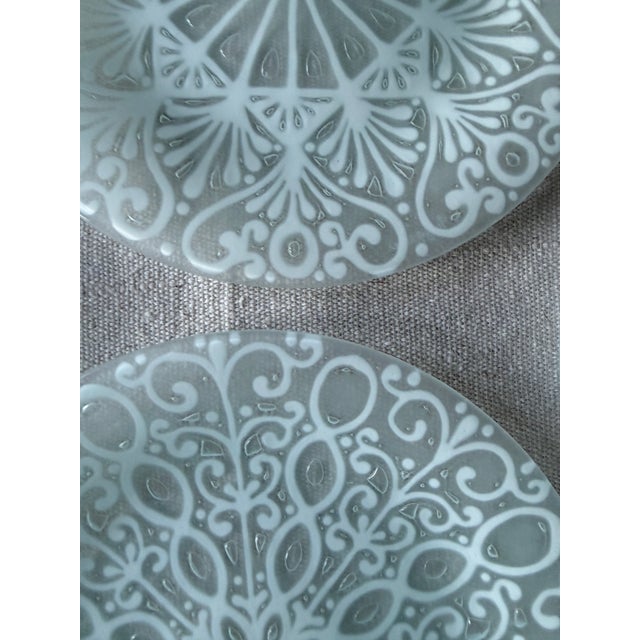 Glass Vintage Higgins Glass Plates Signed Mid Century Modern Frosted Art Glass 7 Inch Dessert Plates - Set of 6 For Sale - Image 7 of 12