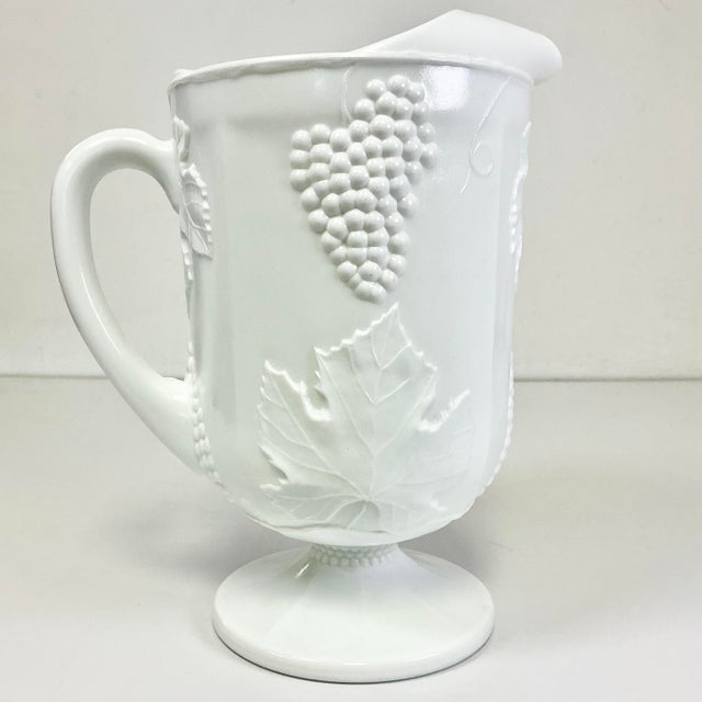 1970s Vintage Americana Arts & Crafts Indiana Glass Grape Milk Glass 64 Oz Pitcher For Sale - Image 11 of 14