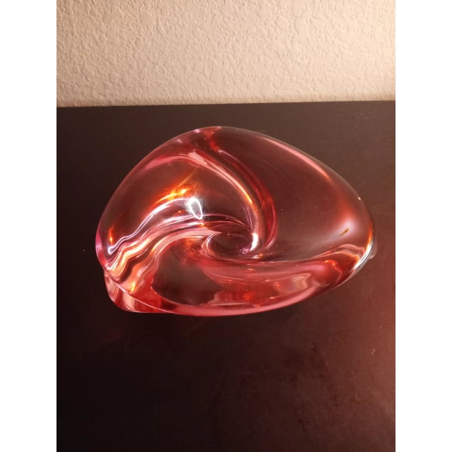 1980s Signed Pink Swirl Art Glass Ashtray Bowl by Val Saint Lambert For Sale - Image 4 of 8