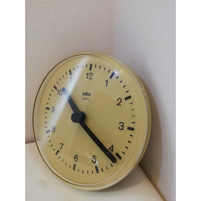 Wall clock by Dietrich Lubs for Braun. Made in Germany in 1979. Modernist and minimalist design, as only Braun can...