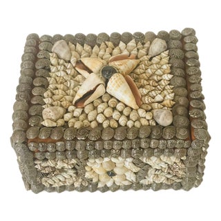 Early 20 Th Century Sea Shell Encrusted Jewelry Box For Sale