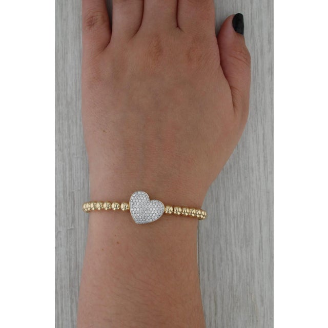 2010s Tirisi 1.01ctw Pave Diamond Heart Bead Bangle Bracelet 18k Gold Magnetic Clasp For Sale - Image 5 of 7