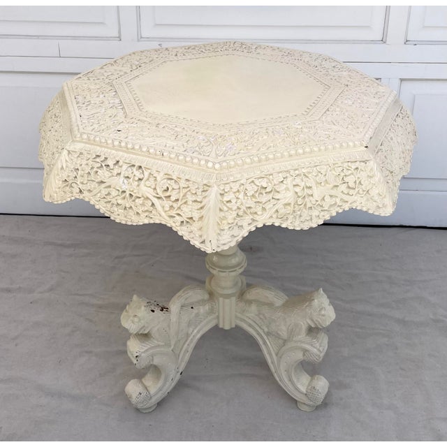 Wood Anglo-Indian Victorian Octagonal Carved Pedestal Side Table in Antique White For Sale - Image 7 of 12