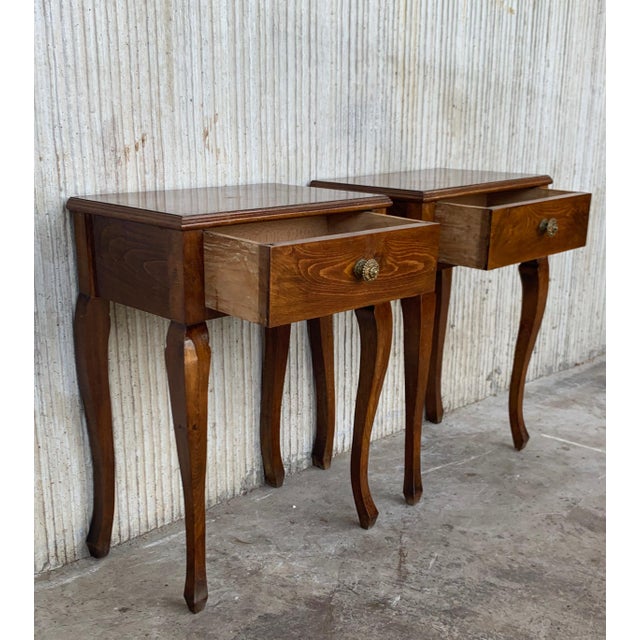 20th French Louis XV Style Walnut Bedside Tables - a Pair For Sale In Miami - Image 6 of 10