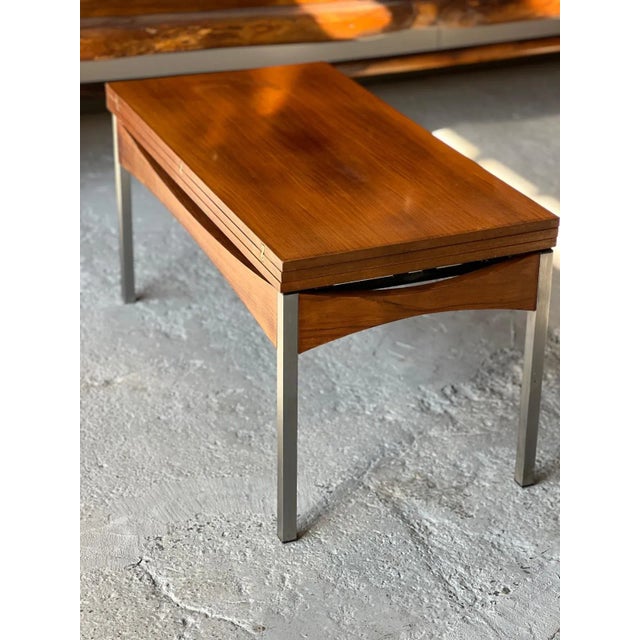 Modular coffee table by Albert DUCROT, published by DUCAL in the 1950s. The structure is made of wood and metal. It can be...