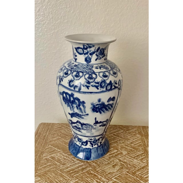 Blue on white handpainted classic chinoiserie ceramic vase Floral design Excellent condition Please see our listing for...