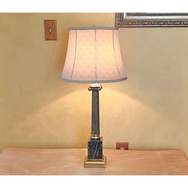 Neoclassical Mid-Century Modern Marble and Brass Corinthian Column Table Lamp With Shade For Sale - Image 3 of 12