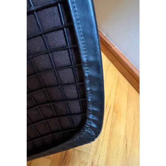 Original Knoll Diamond Bertoia Black Leather Chairs For Sale In New York - Image 6 of 7