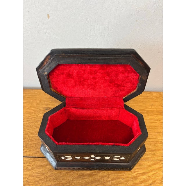Brown Vintage Wood and Mother of Pearl Trinket Box For Sale - Image 8 of 10