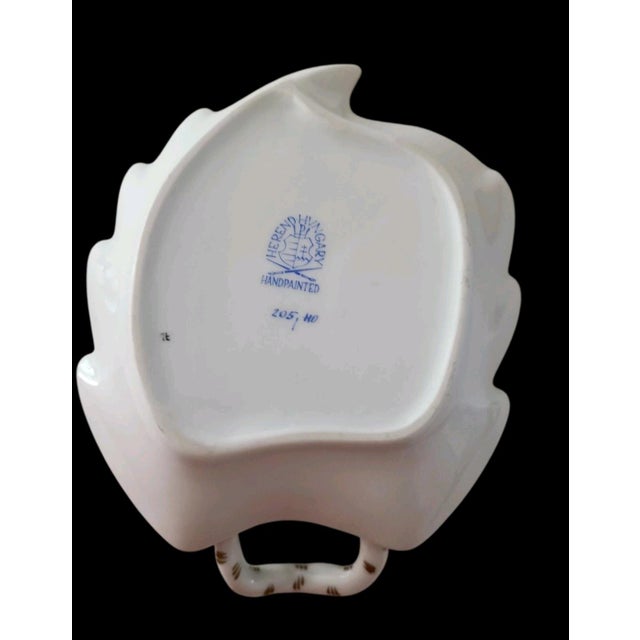 1960s 1960s Herend Rothschild Bird Handled Leaf Dish - Discontinued For Sale - Image 5 of 6