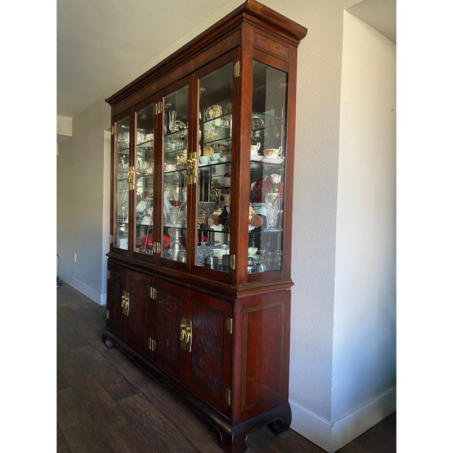 Brown 1980s Drexel Heritage Cherry Wood China Display Cabinet For Sale - Image 8 of 10