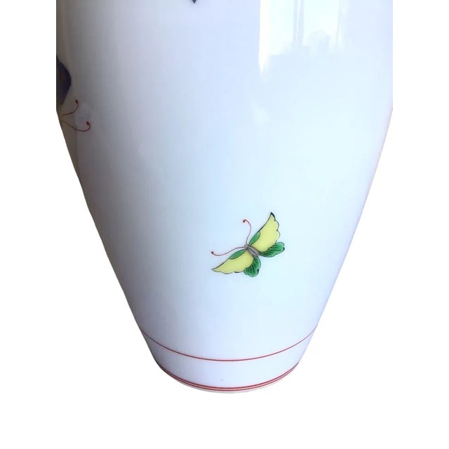 Late 20th Century Vintage Japanese Fukagawa Hand-Painted Arita Porcelain Enamel Butterfly Vase For Sale - Image 5 of 8