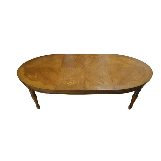 Marie Antoinette Period Table Elegant and refined Italian walnut table, produced in the 1930s. Made in Italy. Recently...