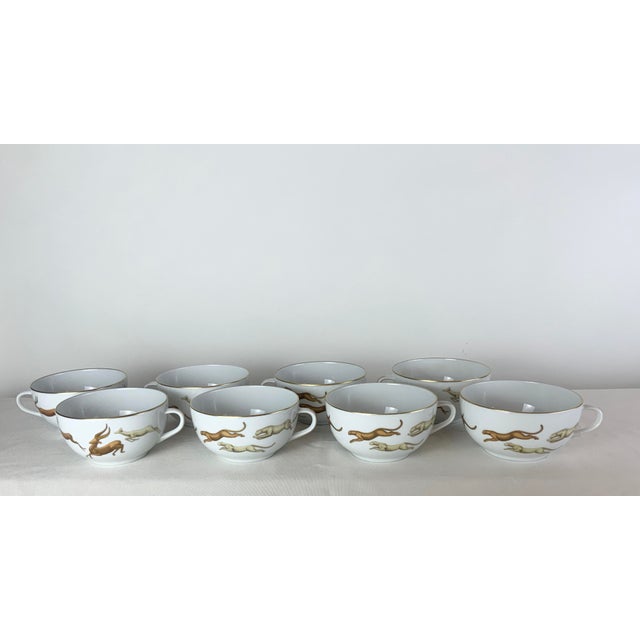 Haviland & Co. Haviland Tea Service Made in Limoges, France. 19 Pieces in the Serengeti Pattern. For Sale - Image 4 of 12