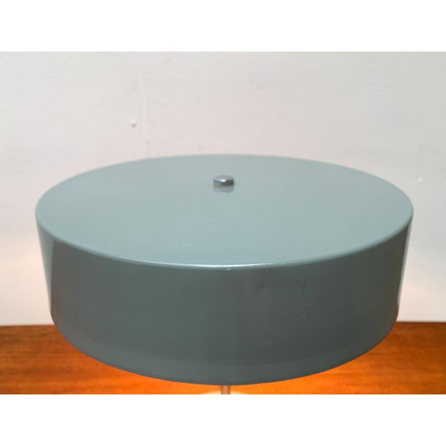 Mid-Century Hungarian CCCP Minimalist Model RV-41 Table Lamp from Szarvasi Vas-Fémipari, 1960s For Sale - Image 6 of 18