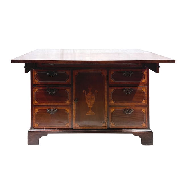 A Georgian Mahogany Bachelors Chest With Satinwood Inlay, English, Ca. 1830 For Sale - Image 4 of 12