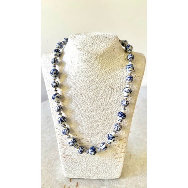 Mid 20th Century Vintage Chinese Blue and White Porcelain Shou Symbol Bead Necklace For Sale - Image 5 of 5