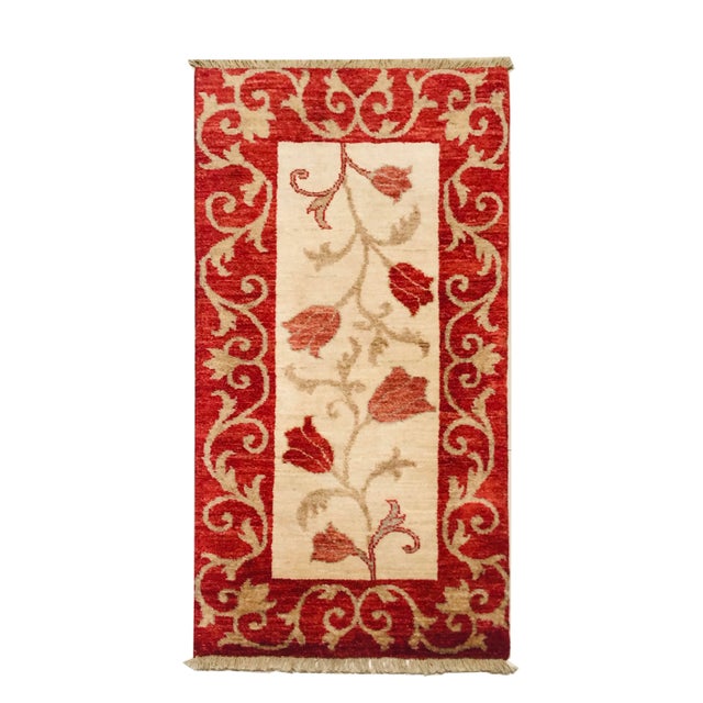 Hand knotted unused rugs in wool