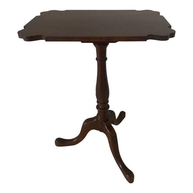 Late 20th Century Pennsylvania House Tilt-Top Candlestand Cherry Wood Table Excellent "Mint" Condition For Sale