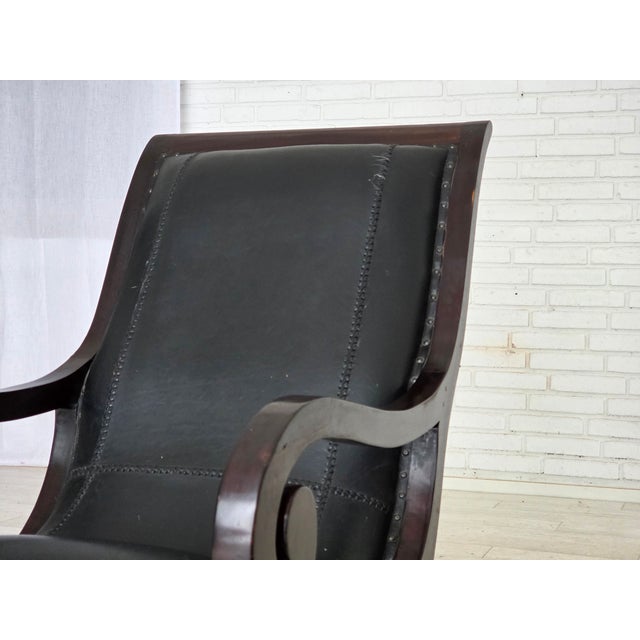Wood Set of Vintage Armchair and Ottoman in Black Leather, 1970s For Sale - Image 7 of 18