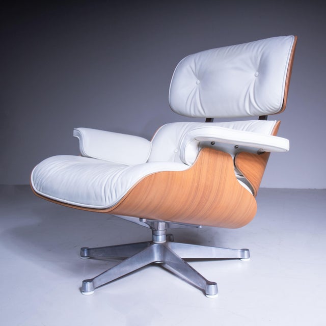 Set of Lounge Chair and Ottoman by Charles & Ray Eames for Vitra, 1950s For Sale - Image 11 of 13