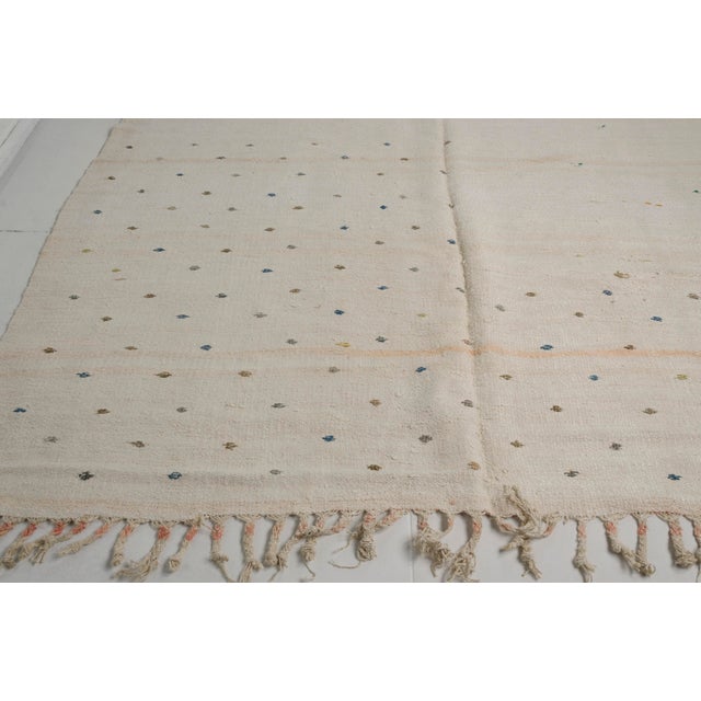 Off-white Anatolian Oushak Hemp Kilim Rug For Sale - Image 8 of 10