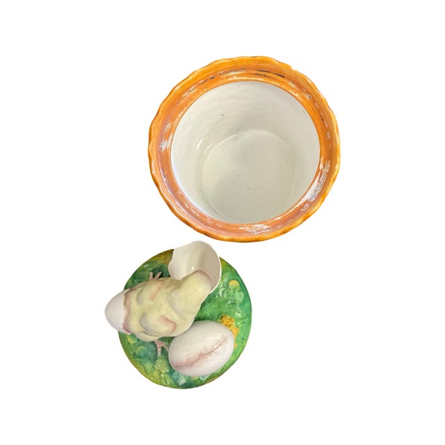 Staffordshire Early 20th Century Staffordshire Hatching Chick Lidded Porcelain Basket For Sale - Image 4 of 5