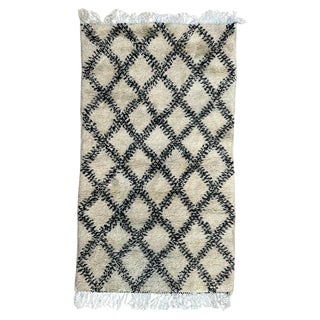 Mid-Century Moroccan Berber Beni Ouarain Rug, 1940s For Sale
