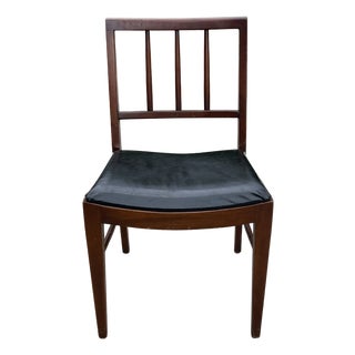 Mid 20th Century Davis Cabinet Company Walnut Dining Chair For Sale