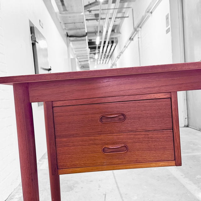 Vintage Danish Desk from Vi-Ma Furniture, 1960s For Sale - Image 5 of 12