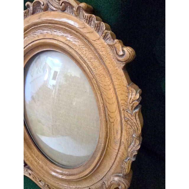 Antique Victorian-Style Oval Tabletop Picture Frame With Original Beveled Glass For Sale - Image 4 of 7