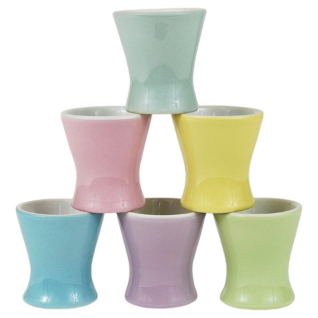 Mid-Century Pastel Daisy Porcelain Egg Cups from Lilien, Austria, 1950s, Set of 6 For Sale