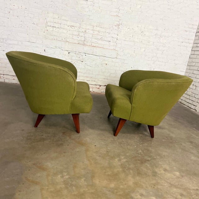 Wood Mid-20th Century Art Deco to Mid-Century Modern Green Bucket or Barrel Style Accent or Lounge Chairs a Pair For Sale - Image 7 of 12