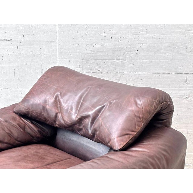 Set of Maralunga Armchair and Ottoman in Leather by Vico Magistretti for Cassina, Italy, 1970s For Sale - Image 14 of 18
