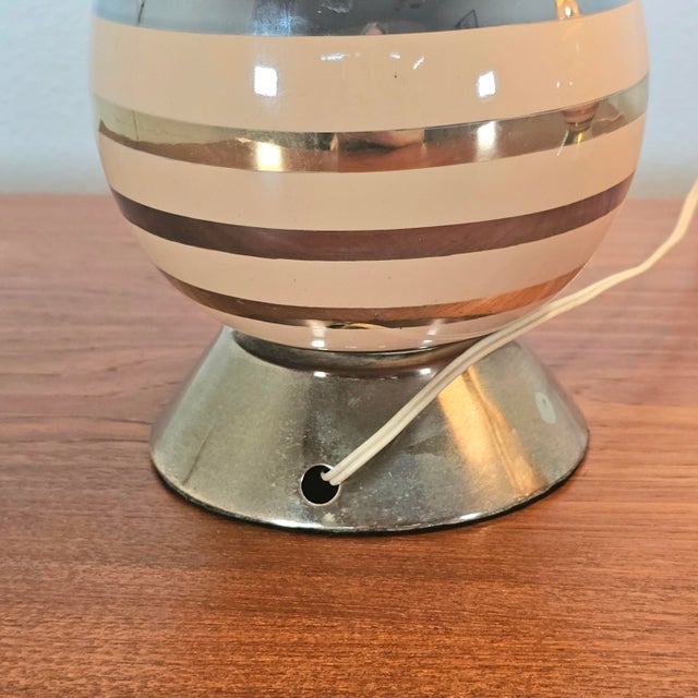 Mid 20th Century Wescal Atomic Ceramic Table Lamps With Original Fiberglass Shades - a Pair For Sale In San Francisco - Image 6 of 15