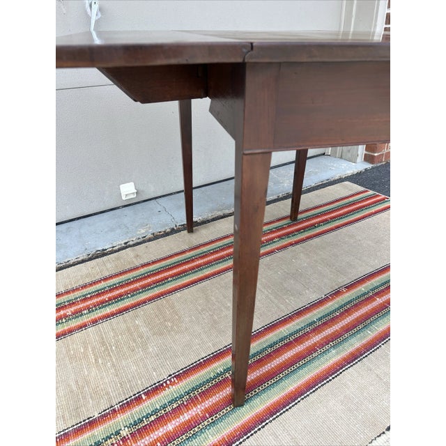 Wood Antique Mahogany Federal Hepplewhite Drop-Leaf Pembroke Table, Pennsylvania 1800 For Sale - Image 7 of 12