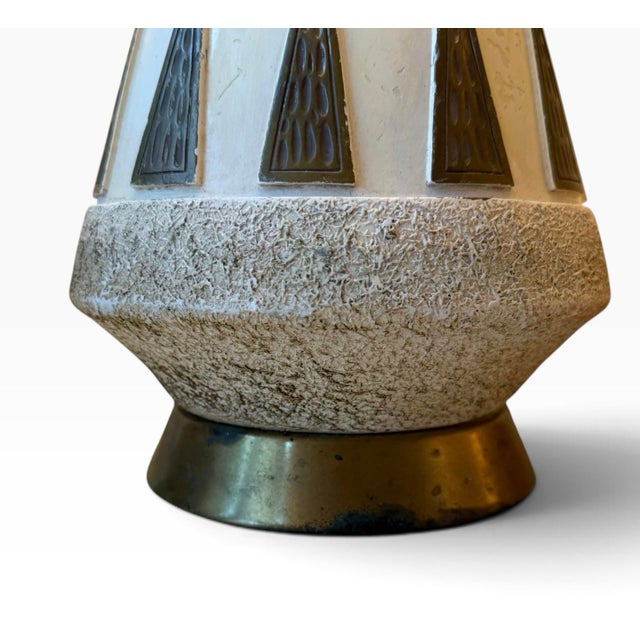 1960s Mid-Century Modern Chalkware Table Lamps by Fine Arts in Plaster - a Pair For Sale - Image 10 of 12