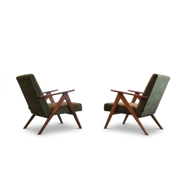1960s B-310 VAR Lounge Chair in Forest Green Velvet by Henryk Dutka, Poland, 1960s For Sale - Image 5 of 10