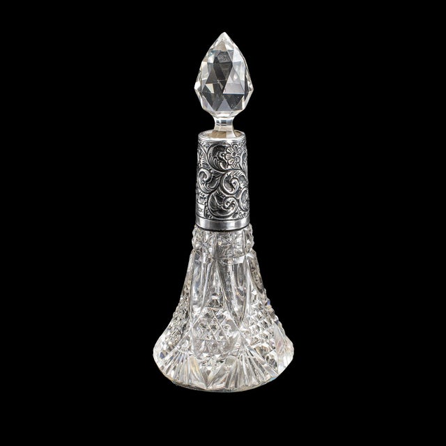 1910s Pair of Small Antique Scent Bottles, English, Perfume Decanter, Silver Collar For Sale - Image 5 of 12