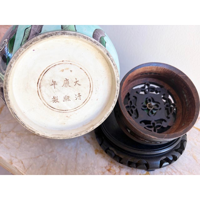 Jade Antique Chinese Famille Noir Kangxi Qing Era Blossom Porcelain Vase W/ Jade Lid For Sale - Image 8 of 11