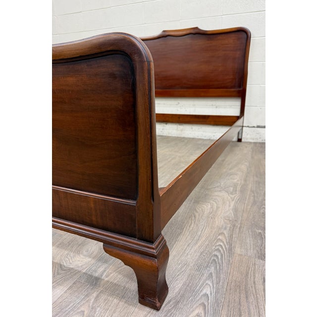 Vintage Full Size Kindel Grand Rapids Oxford 176e Chippendale Style Bed For Sale - Image 9 of 9