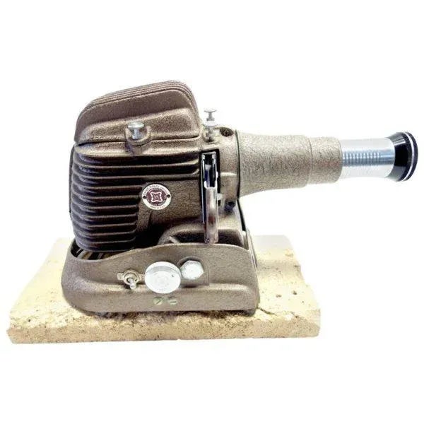 Art Deco 1950s Manumatic Primitive Slide Projector For Sale - Image 3 of 3