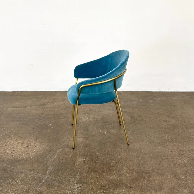 The Jazz armchair by Pedrali is built for beauty and comfort with a generously proportioned seat and gracefully curved...