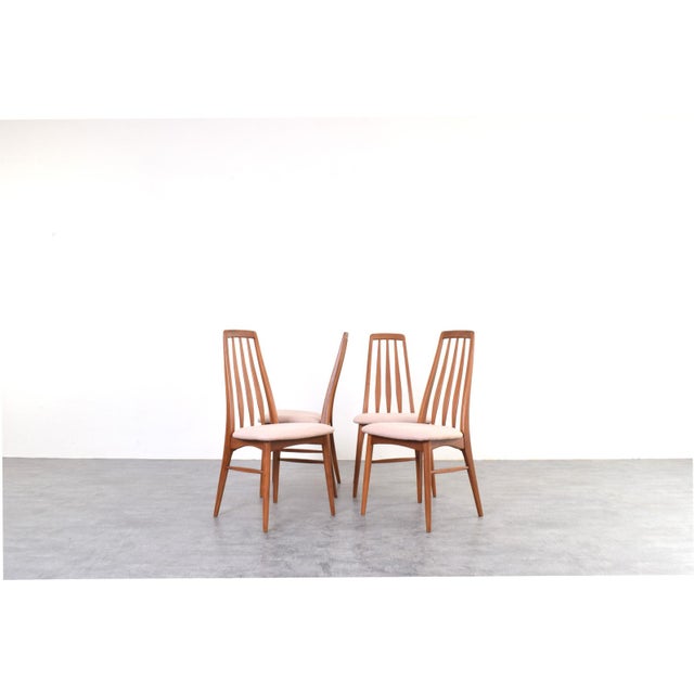 The set of four "Eva" chairs, designed in the 1960s by Niels Koefoed and manufactured by Koefoed Hornslet, is an example...
